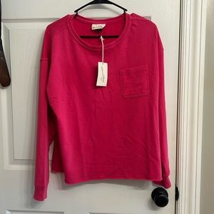 NWT Pink Crew Neck Size Large